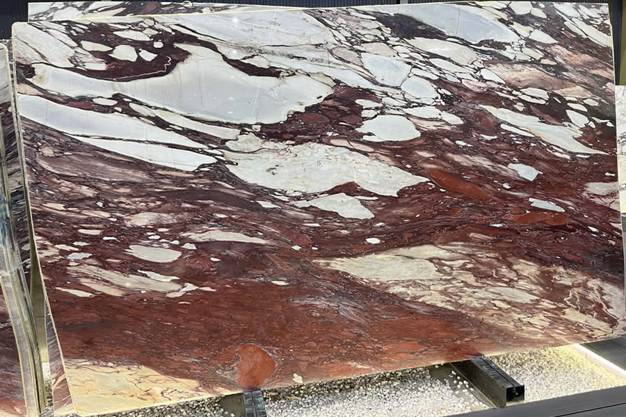 Calacatta Viola (Red Shade)