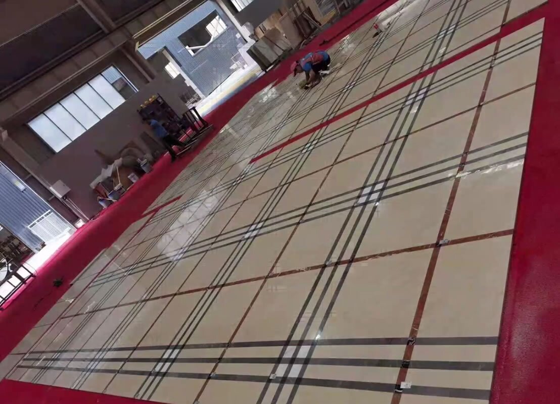 The collision between fashion and stone