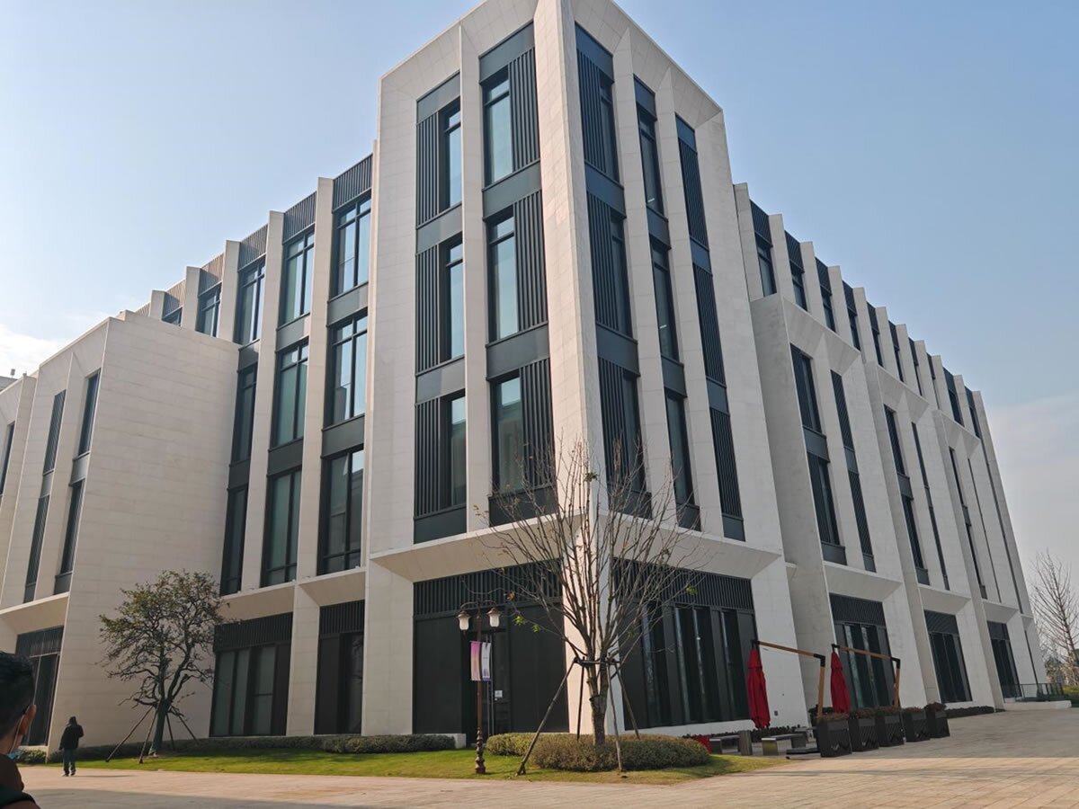 Huawei- Lianqiu Lake