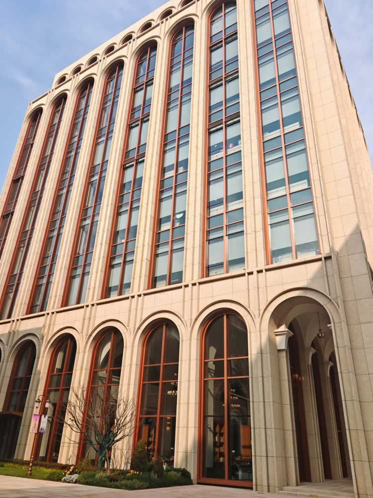 Huawei- Lianqiu Lake